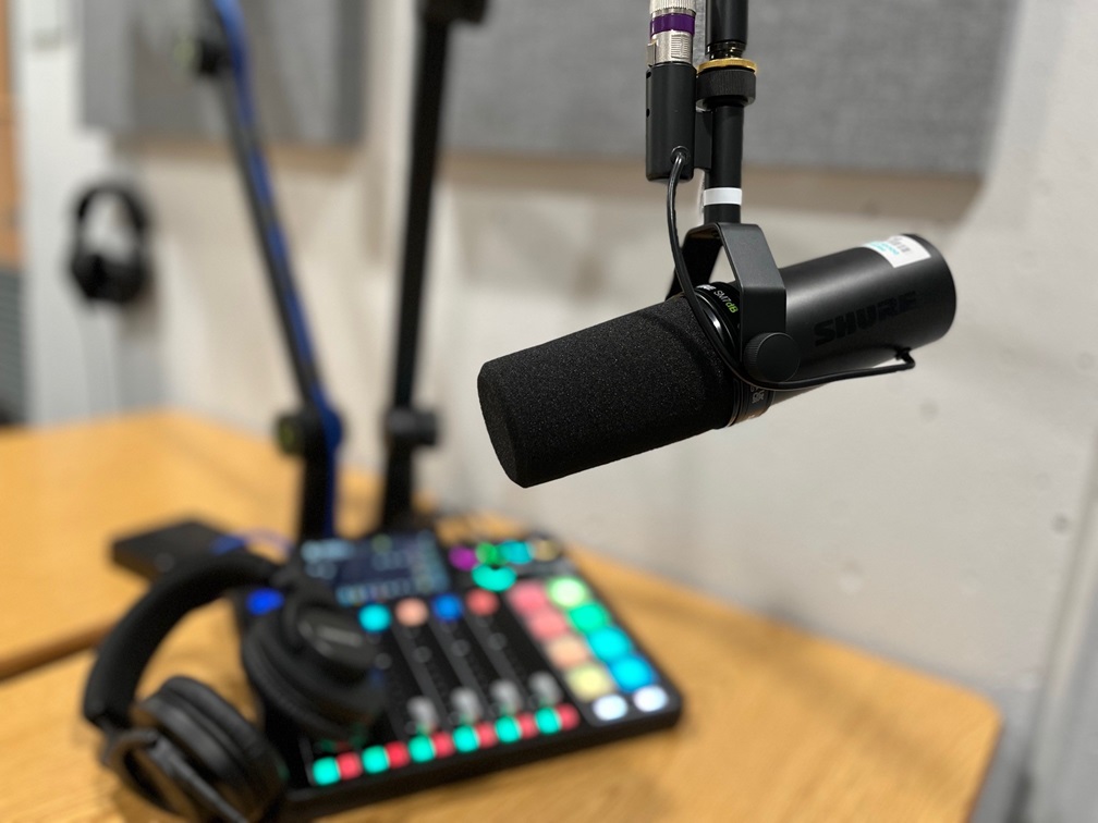 picture of microphone and mixer in DC Library Podcast Studio 